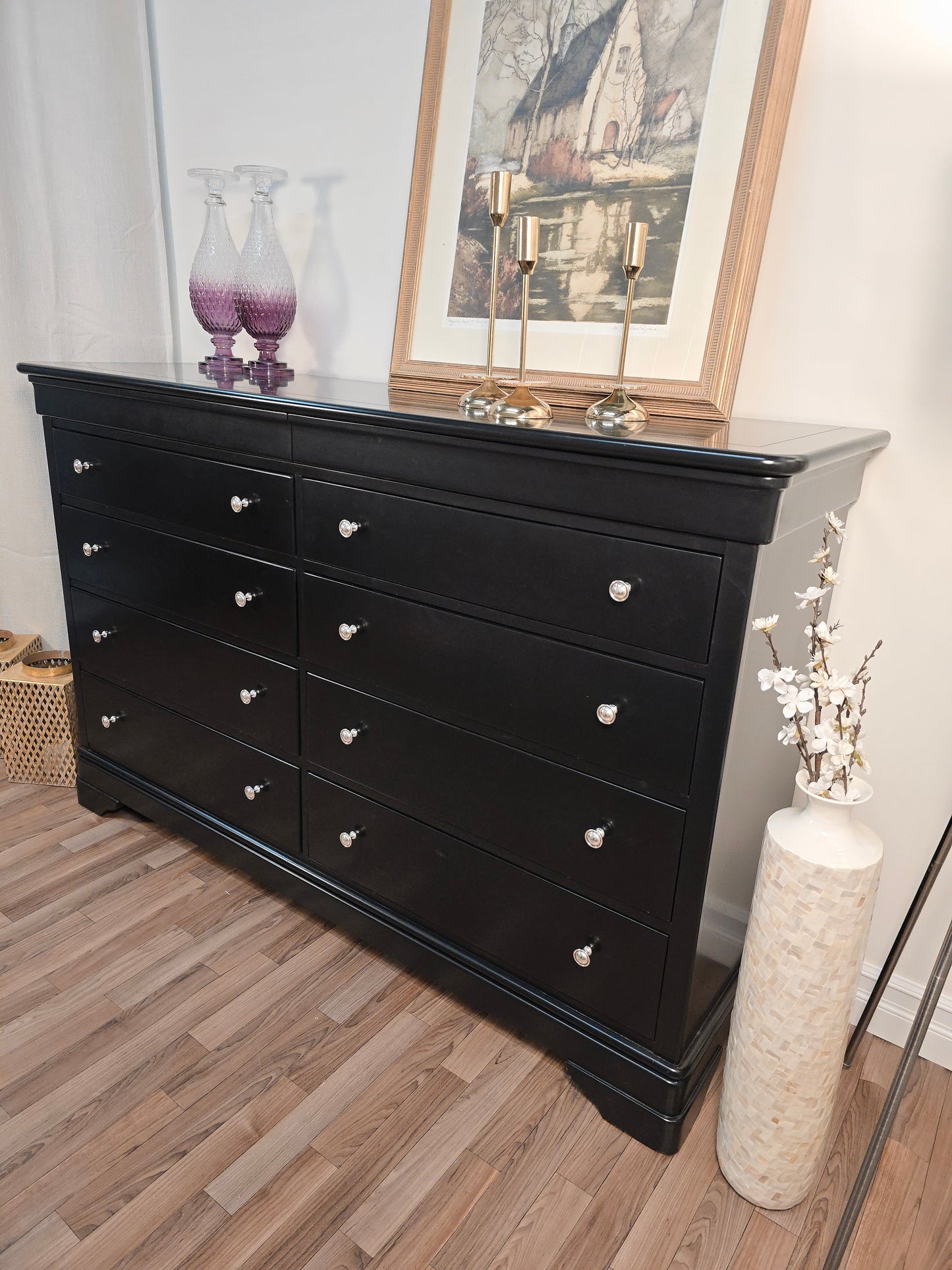 Elegant Solid Wood 8-Drawer Dresser by Stanley – Classic Black with Silver Knobs