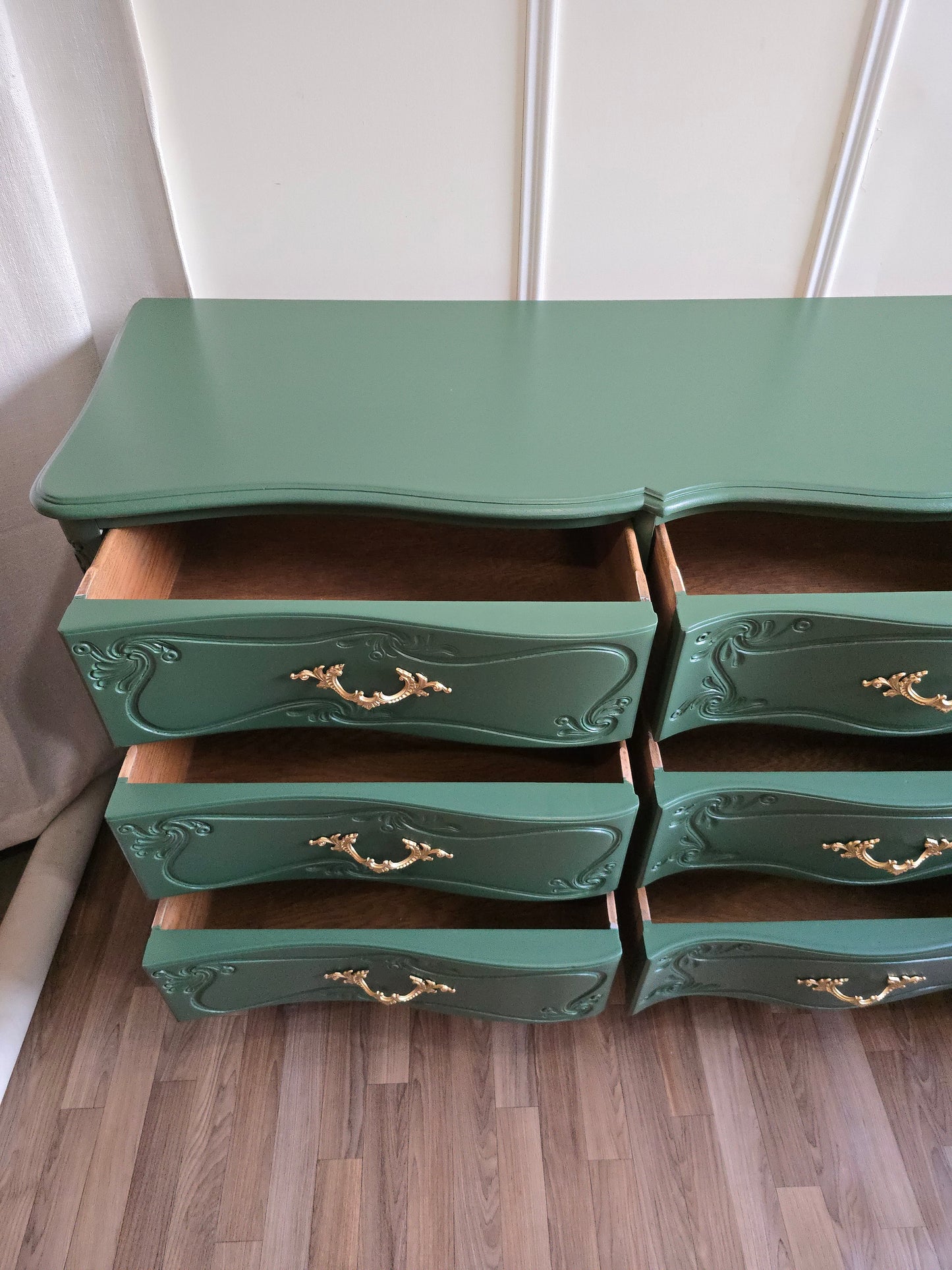 Refinished Solid Wood French Provincial Dresser – Emerald Green with Gold Hardware