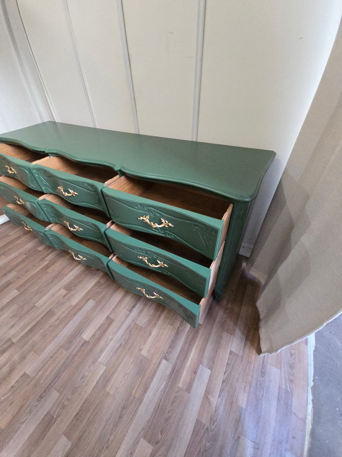 Refinished Solid Wood French Provincial Dresser – Emerald Green with Gold Hardware