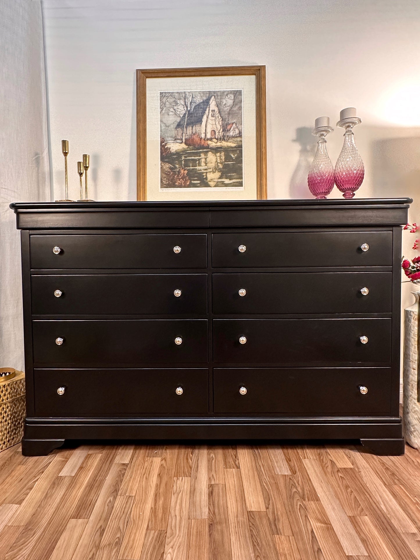 Elegant Solid Wood 8-Drawer Dresser by Stanley – Classic Black with Silver Knobs