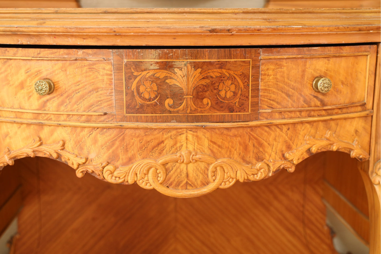 Antique French Rococo Vanity with Etched Mirror – Hand-Carved Burled Wood