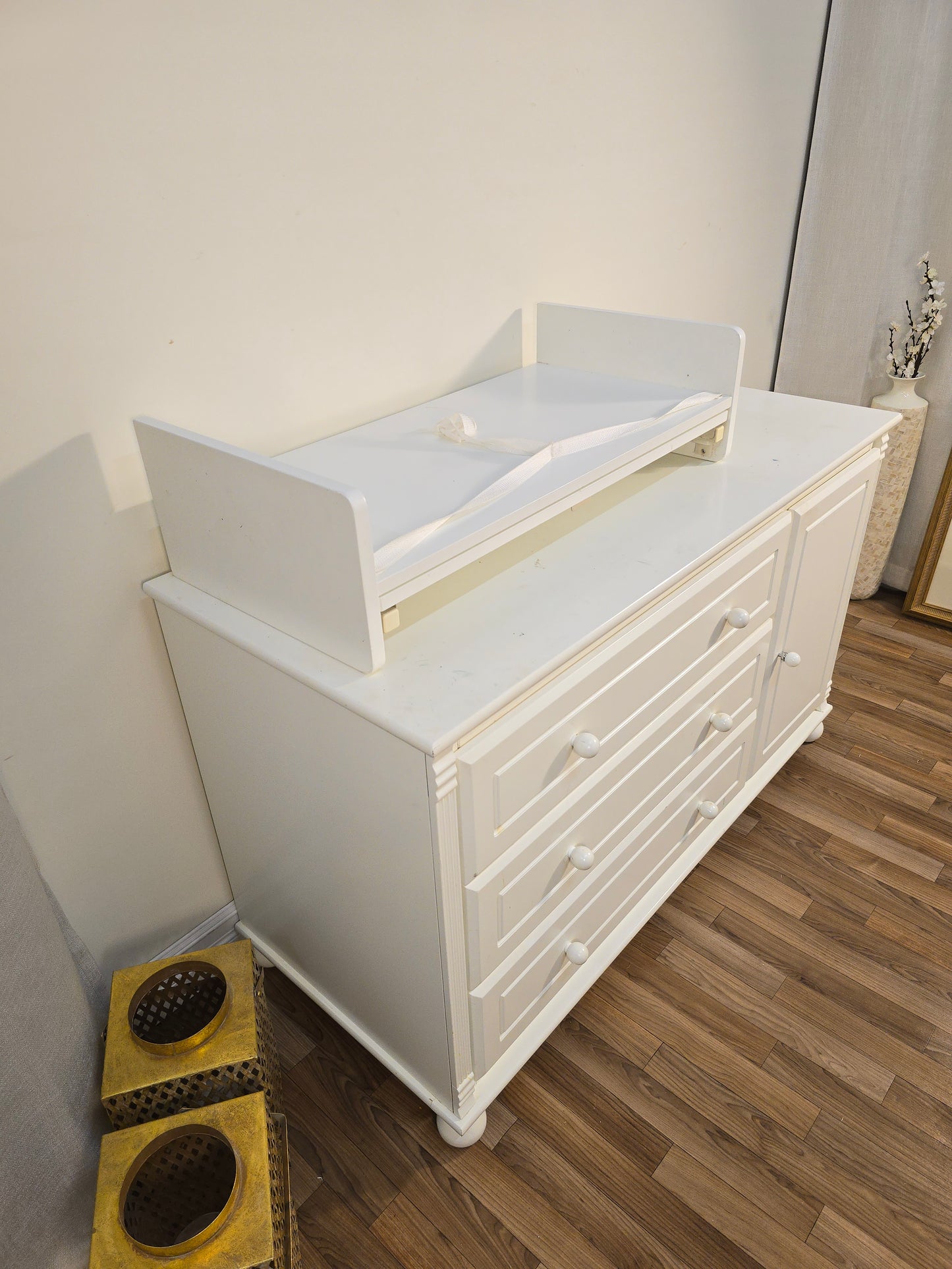 Bellini White Dresser – 3-Drawer Chest with Side Cabinet, Solid Wood