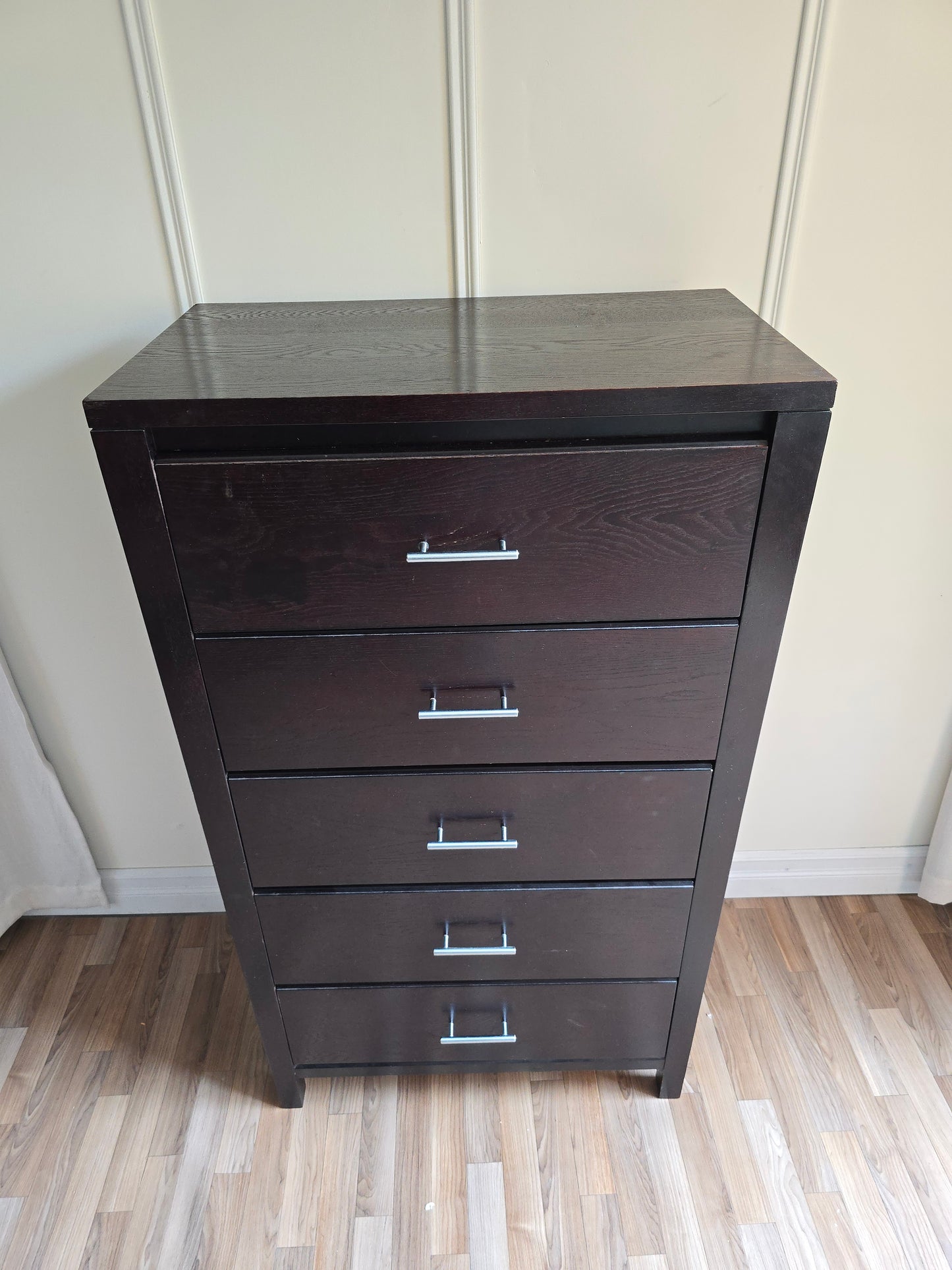 Modern Espresso Tall Dresser – 5-Drawer Chest with Sleek Metal Handles