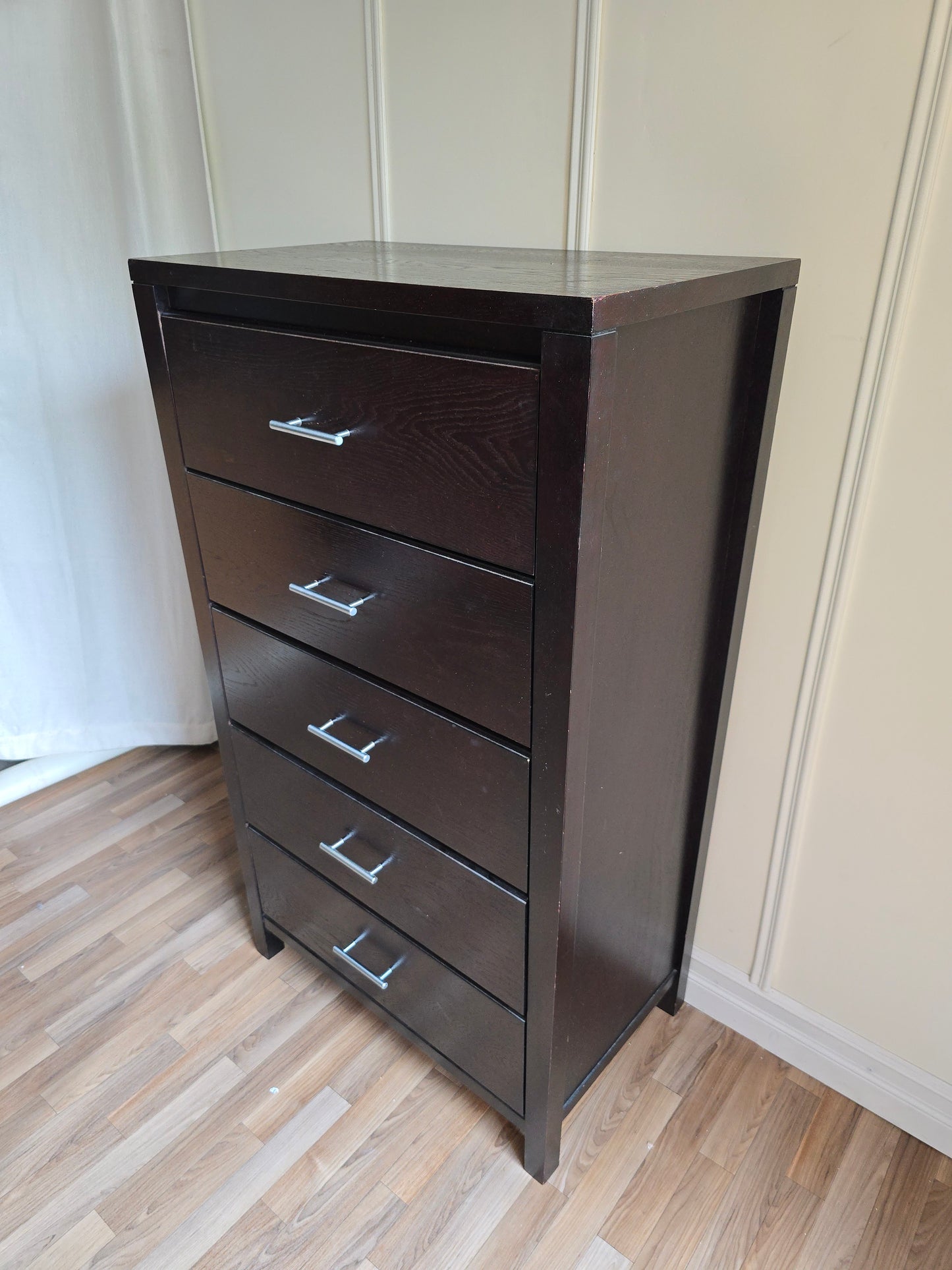 Modern Espresso Tall Dresser – 5-Drawer Chest with Sleek Metal Handles