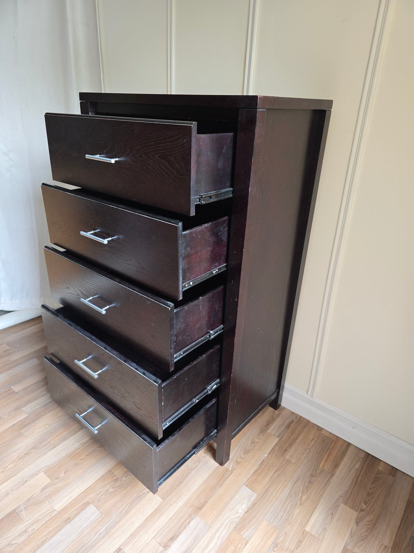 Modern Espresso Tall Dresser – 5-Drawer Chest with Sleek Metal Handles