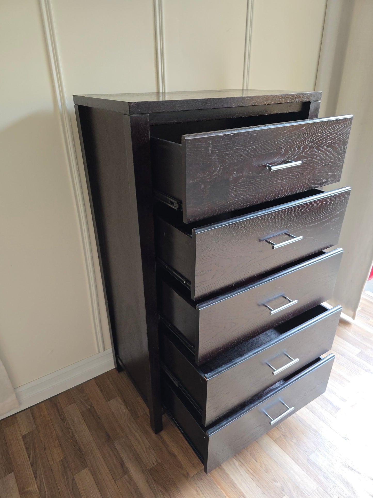 Modern Espresso Tall Dresser – 5-Drawer Chest with Sleek Metal Handles