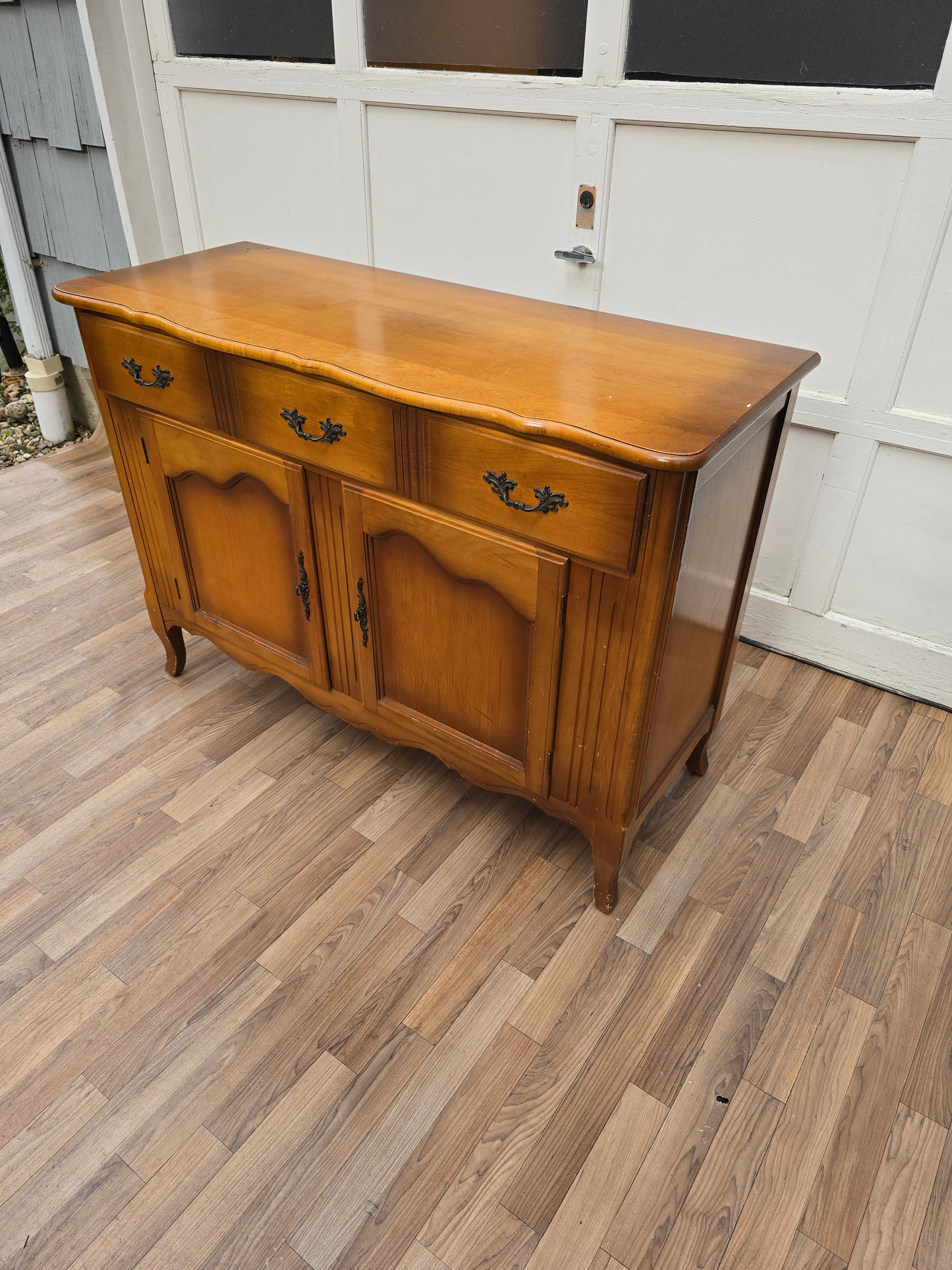 Versailles Provincial Sideboard – Vintage Two-Door Buffet with Carved Details