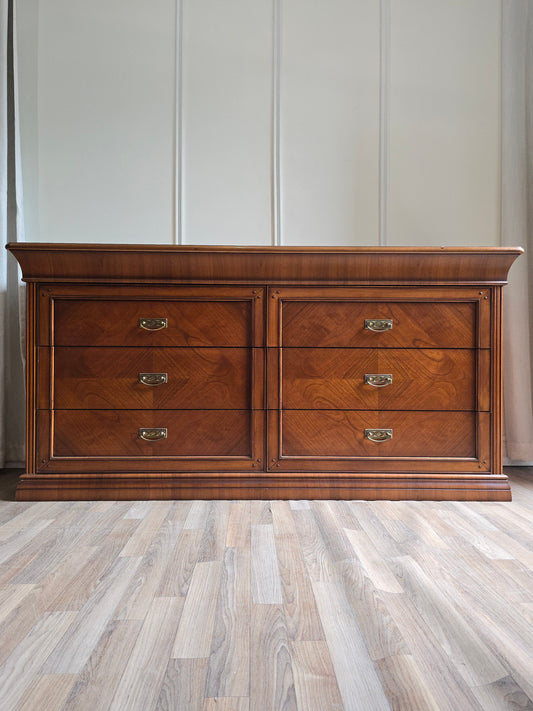 Vintage Solid Wood 6-Drawer Dresser with Two Matching Nightstands – Warm Wood Finish