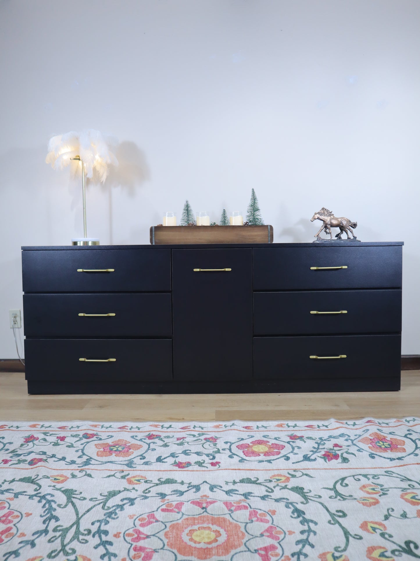 Modern Minimalist Black 6-Drawer Low Dresser with Central Cabinet