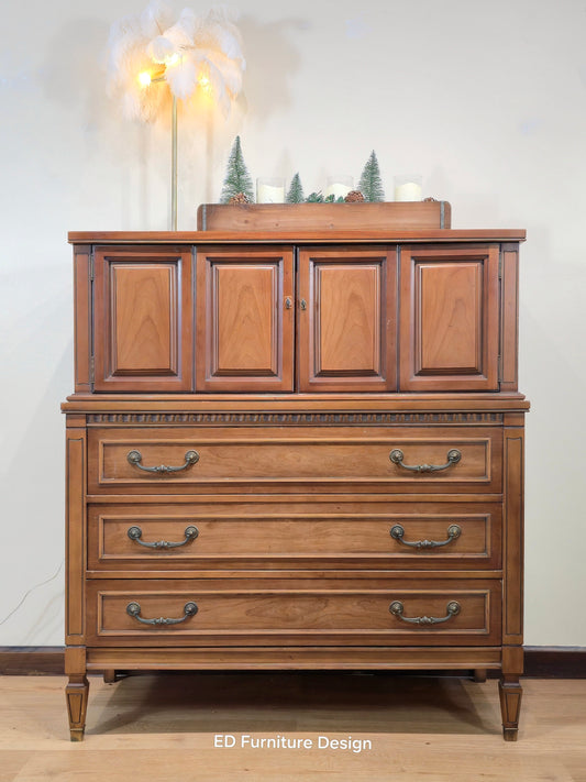 Vintage Cherry Wood Highboy Chest – Classic 6-Drawer Dresser by United Furniture Corporation