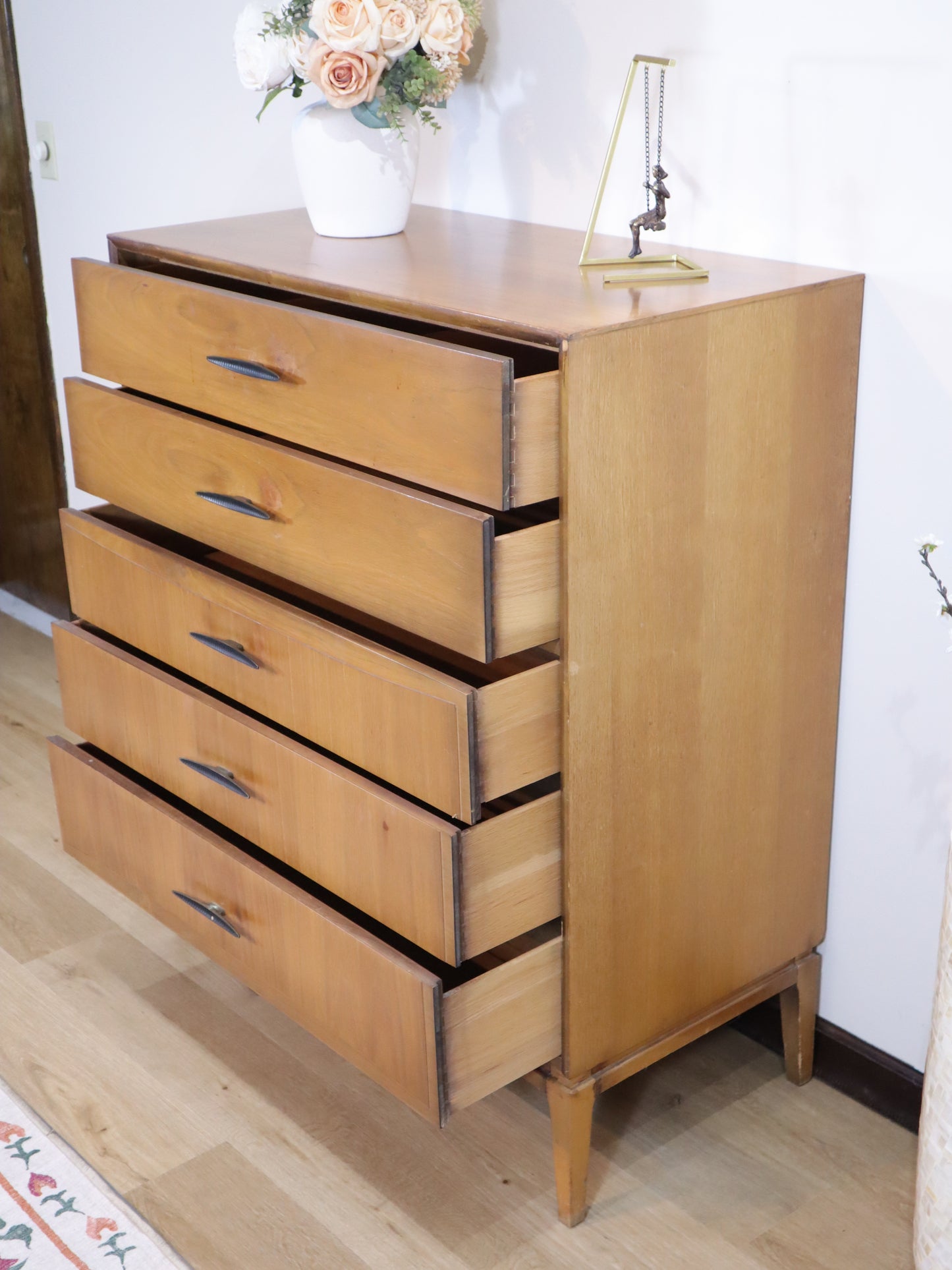 Unagusta Mid-Century Modern Tallboy – 5-Drawer Walnut Dresser