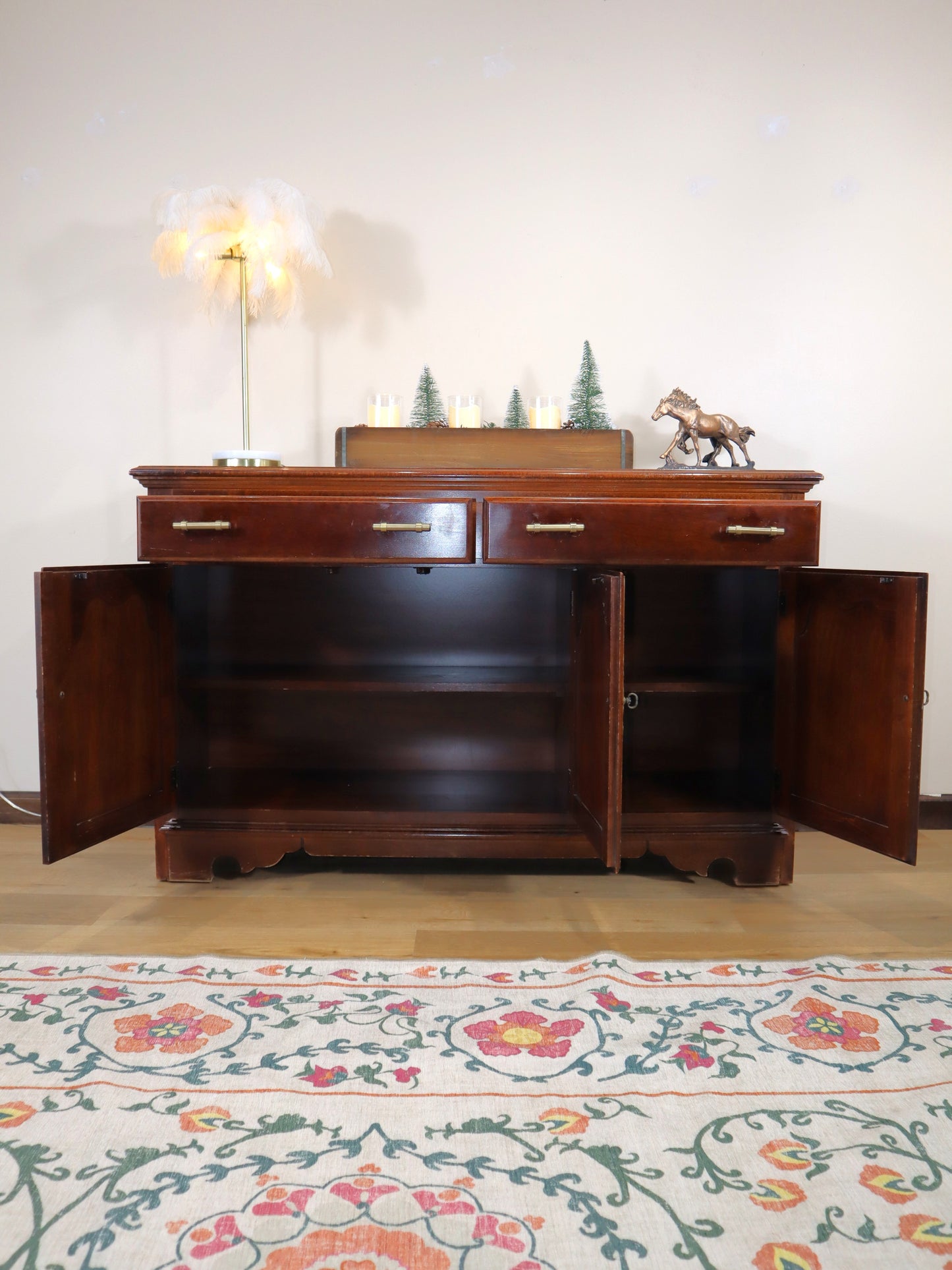 Thomasville Vintage Sideboard – Solid Wood 3-Door Credenza with Brass Hardware